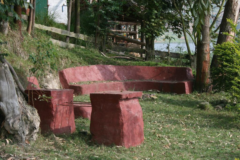Amasiko Homestay Lake Bunyonyi Kabale Exterior foto