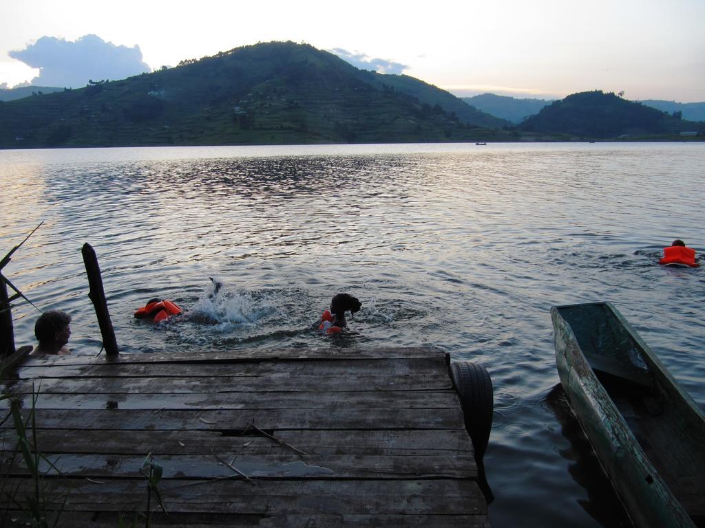 Amasiko Homestay Lake Bunyonyi Kabale Exterior foto